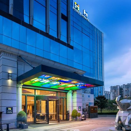 Отель Hyatt House Chengdu Pebble Walk Экстерьер фото