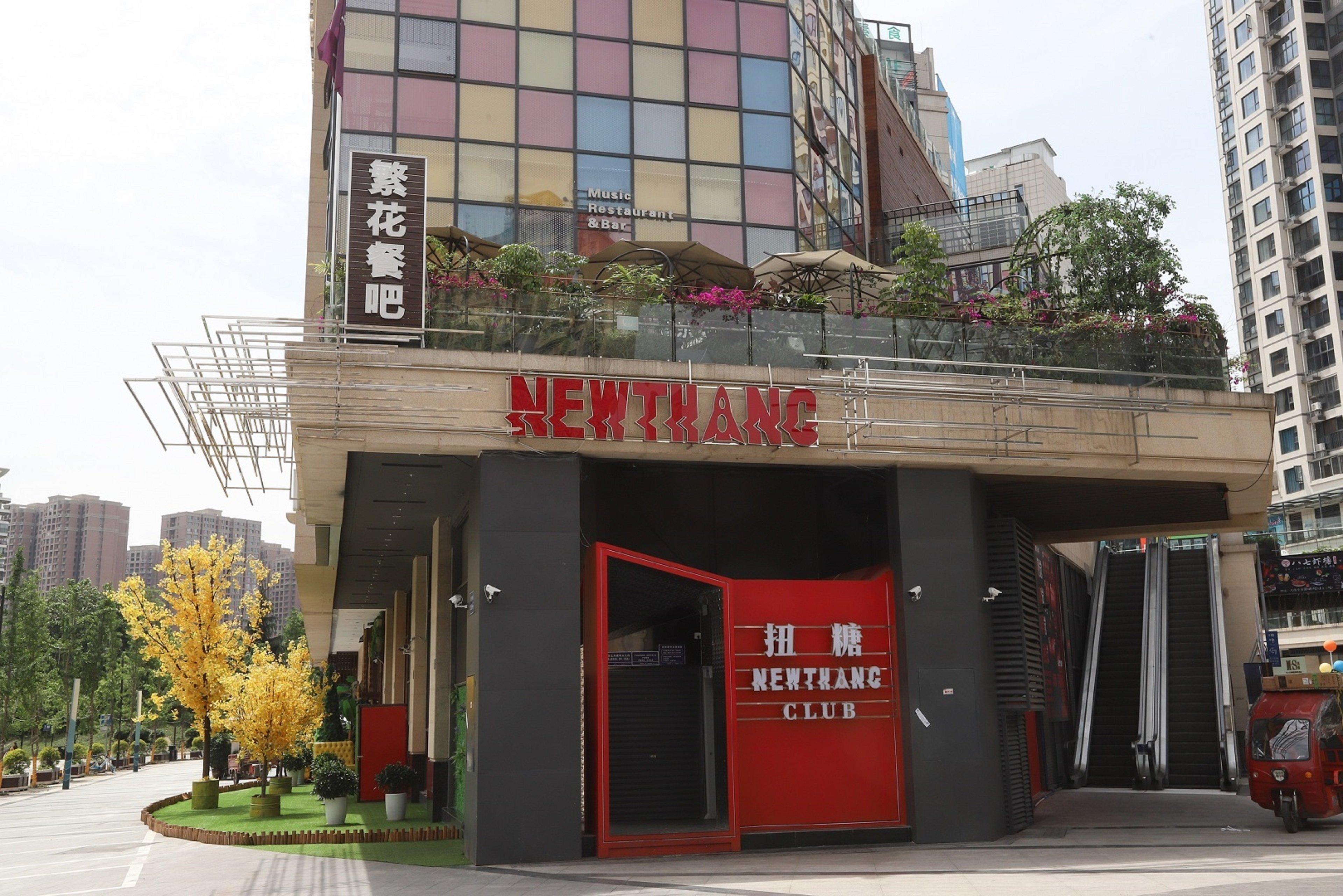 Отель Hyatt House Chengdu Pebble Walk Экстерьер фото
