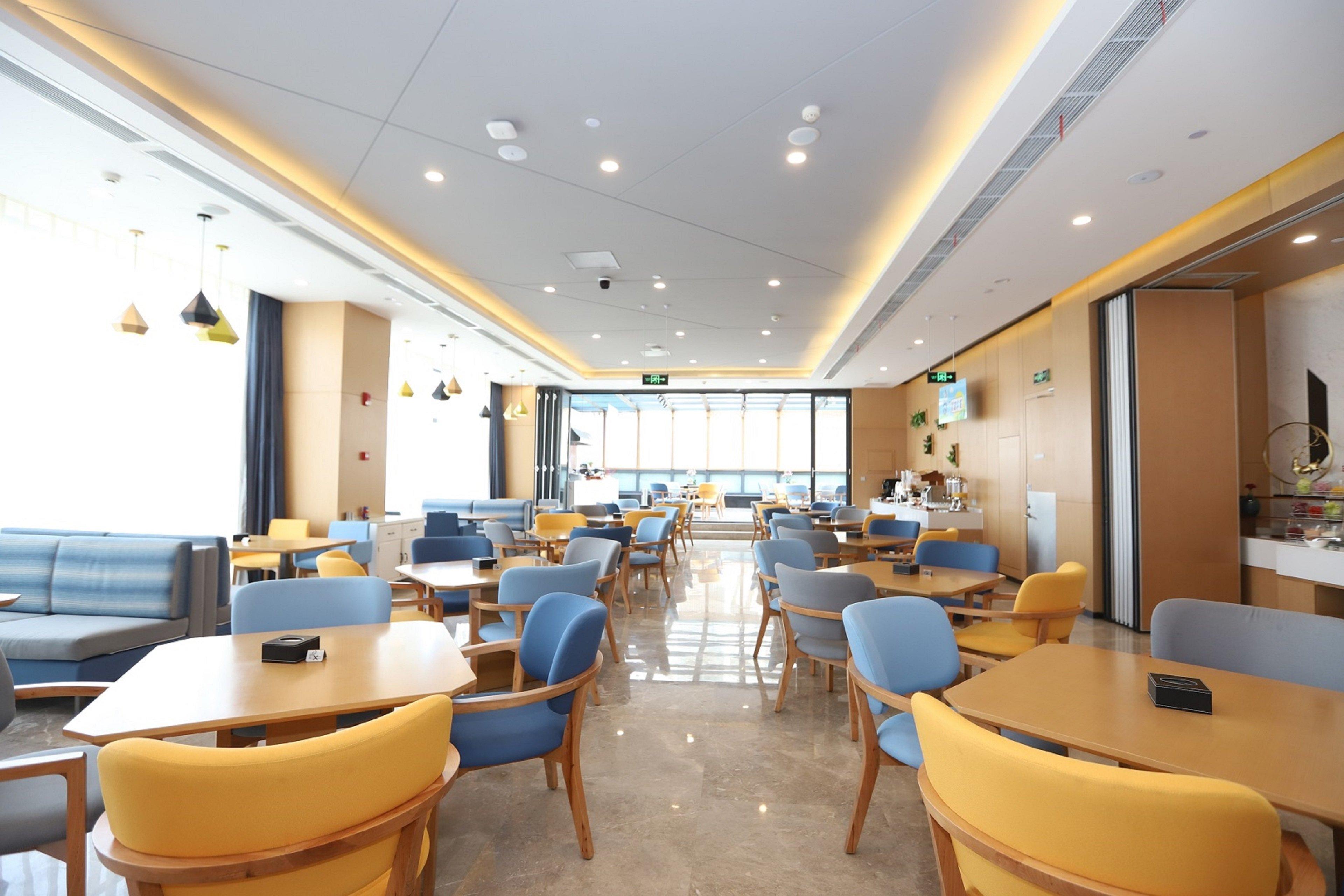 Отель Hyatt House Chengdu Pebble Walk Экстерьер фото