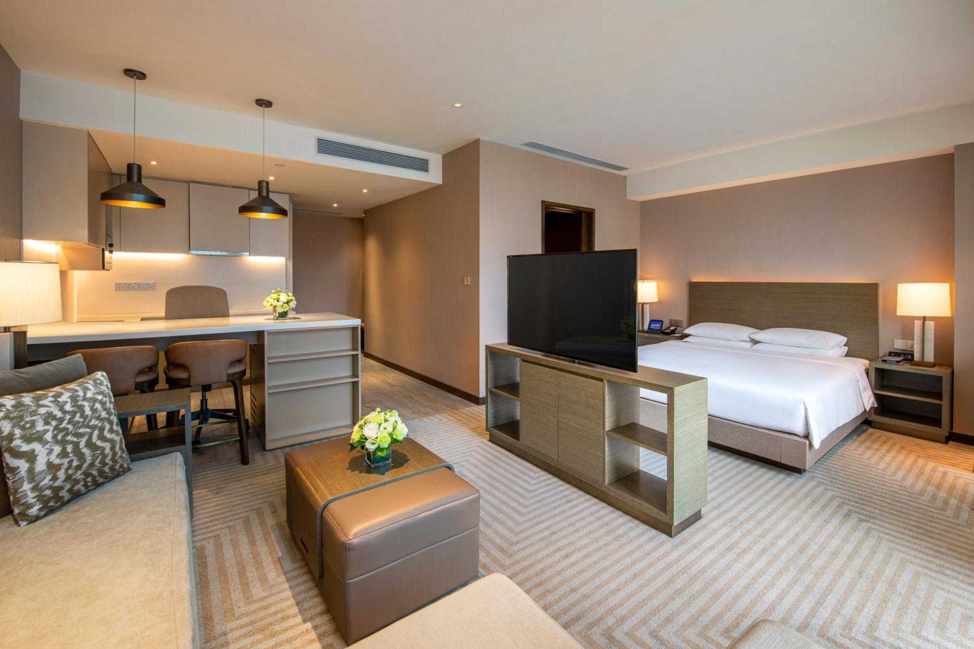 Отель Hyatt House Chengdu Pebble Walk Экстерьер фото