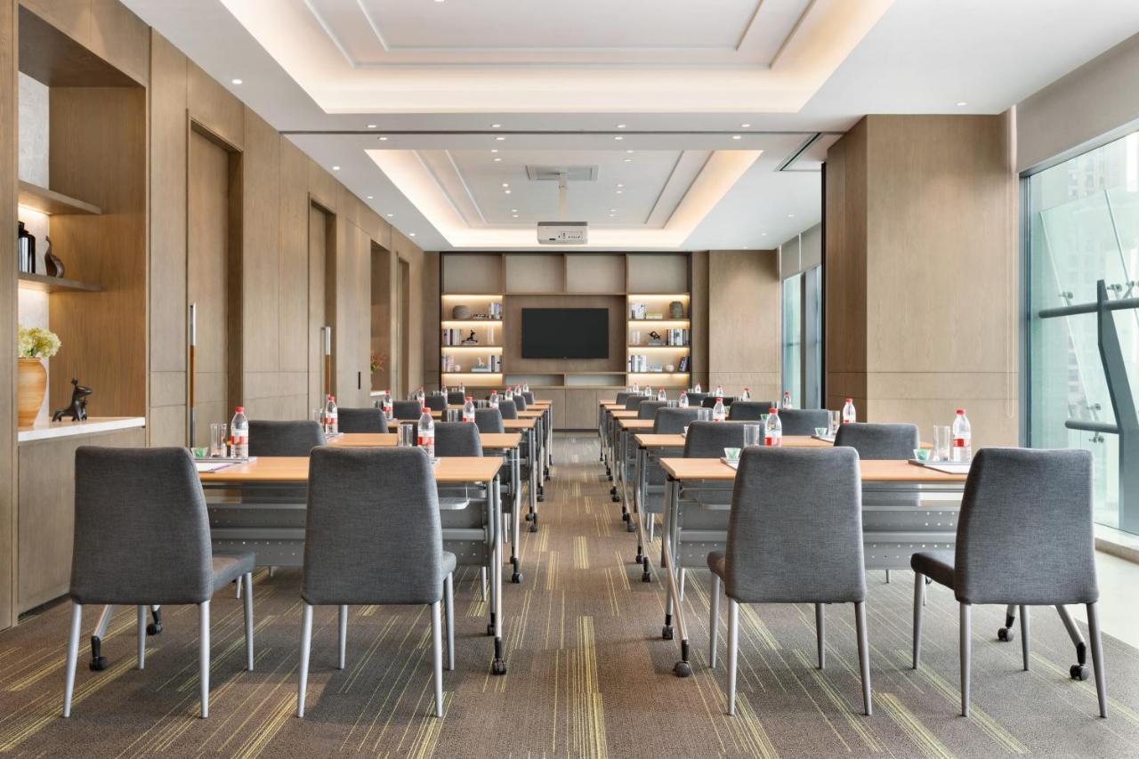 Отель Hyatt House Chengdu Pebble Walk Экстерьер фото