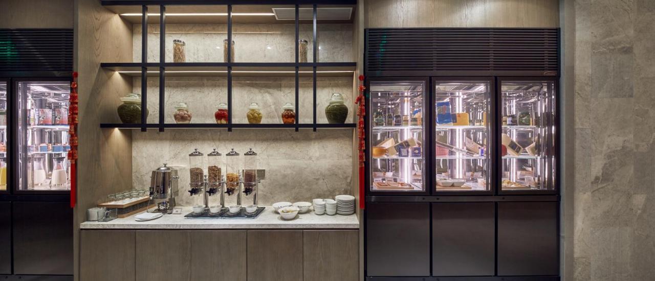 Отель Hyatt House Chengdu Pebble Walk Экстерьер фото